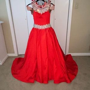 Girls Pageant Dress Size 10 (unaltered)